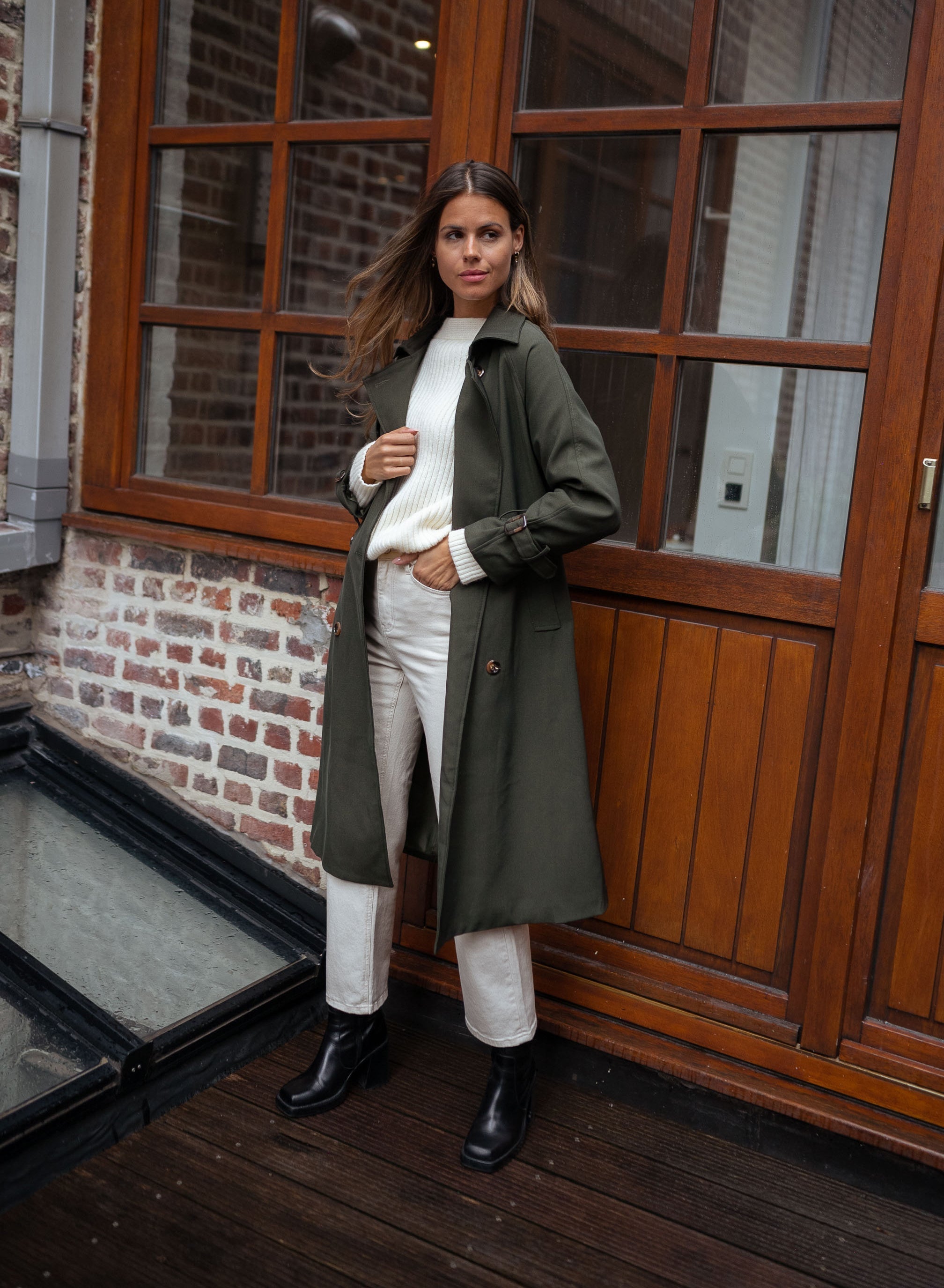 Alicja | Elegancki damski trencz na każdą okazję