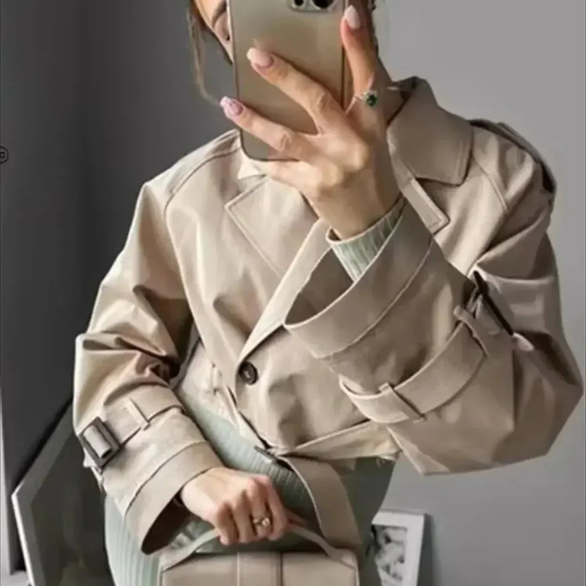 Krystyna | Krójowy Trench Coat dla Kobiet | Zapięcie na Pasek